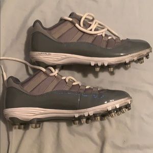 Jordan Retro football cleats